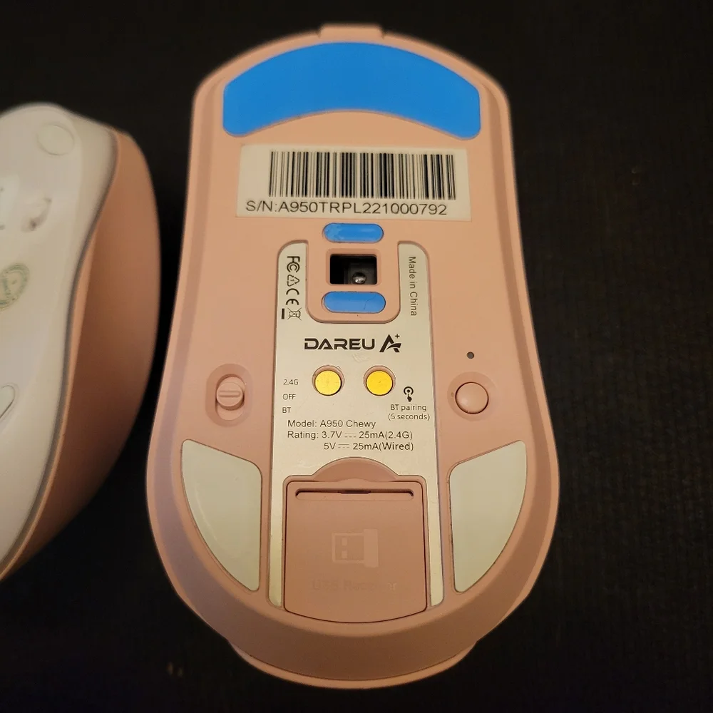 DAREU A950 Chewy Gaming Mouse & SEENDA IWG-FGM Mouse (RECHARGEABLE & WIRELESS)